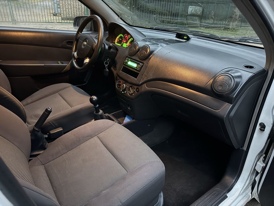 Chevrolet Aveo T250 2006 1.5 бенз