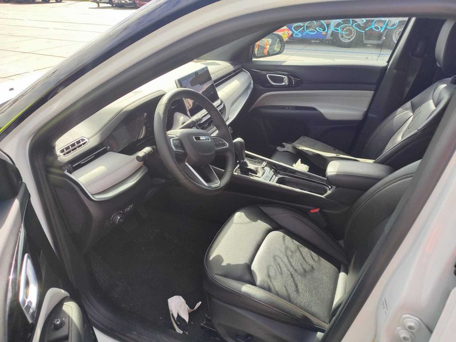 Jeep Compass 4x4 Niski przebieg z USA. Samochód w kraju