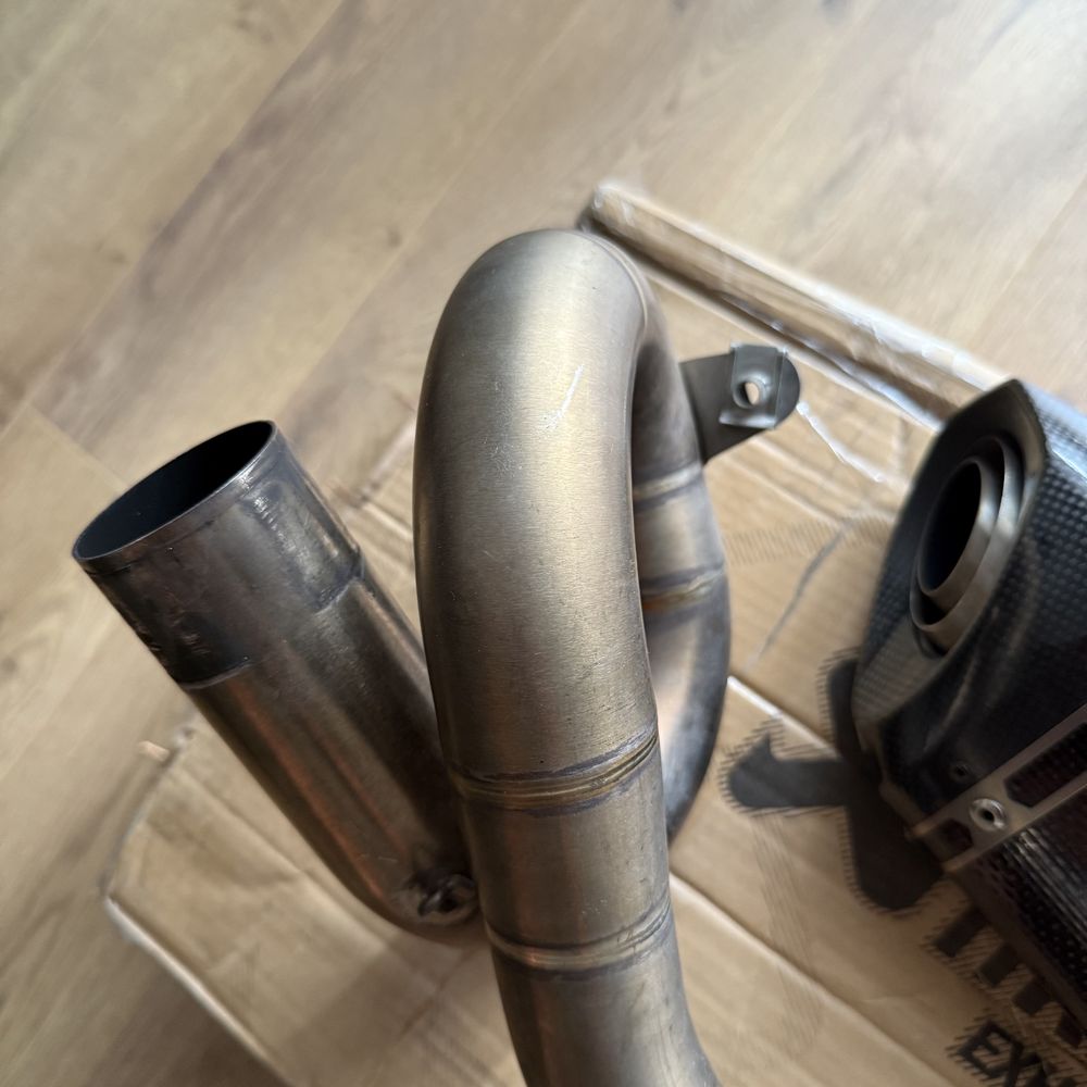 Escape Akrapovic Racing Line Carbono Yamaha CP2 MT07 Tracer 7 XSR 700