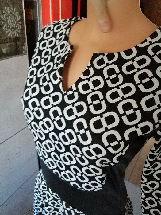 Piękna włoska sukienka roz. L