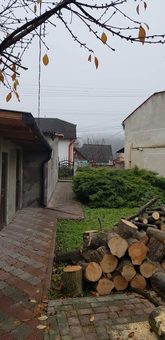2-поверховий будинок з гаражем