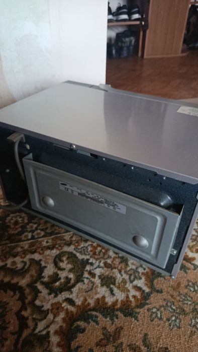 Мікрохвильова  микроволновка Samsung СВЧ+ гриль не працює