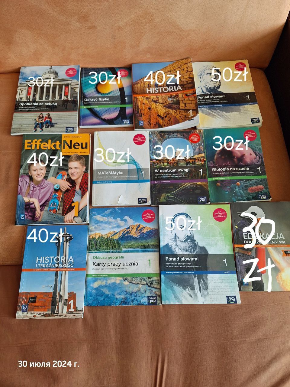 Książkę dla pierwszej klasy liceum i technikum
