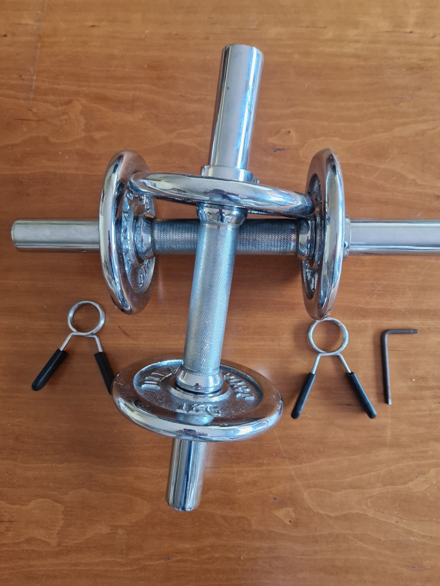 Halteres ajustáveis (8,4 x 2 = 16,8 kg