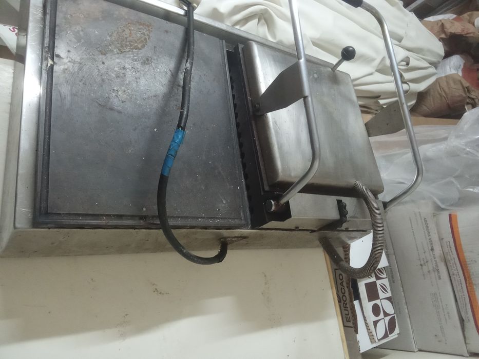 Máquinas a funcionar em perfeitacao.usadas