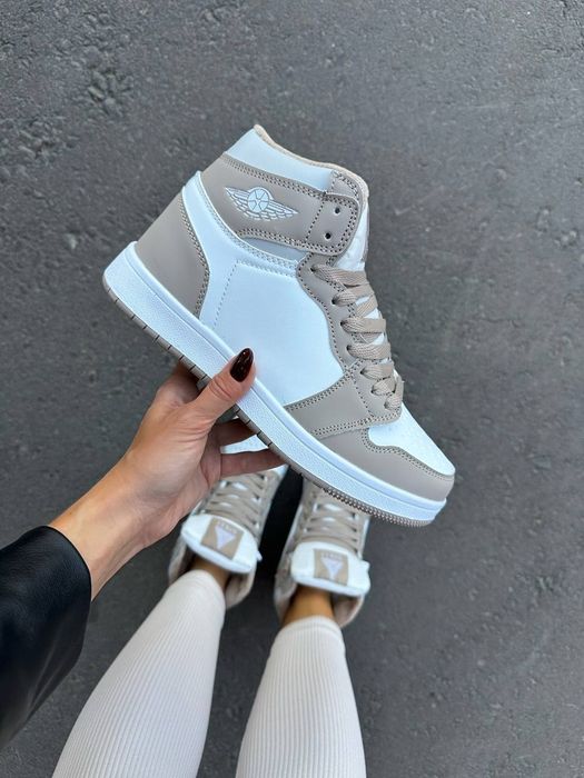 Стильные женские кросовки 36-41 / термо кросівки