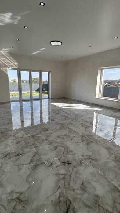 Будинок з ремонтом