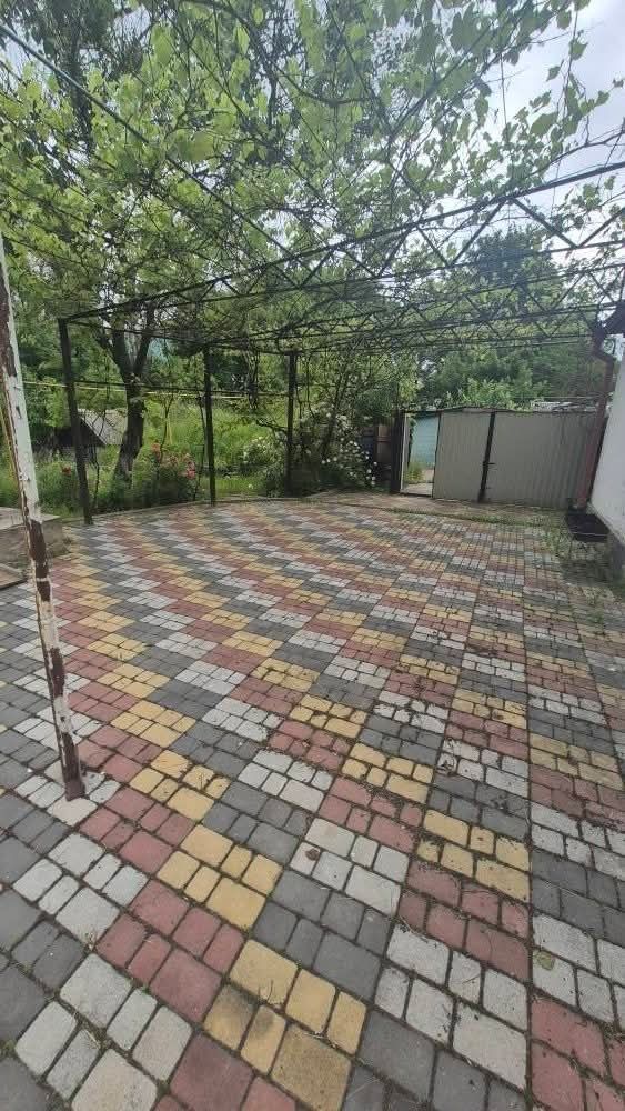 Продам окремий будинок , в р-ні Міської лікарні
