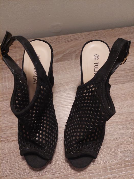 Sandálias  novas nunca usadas