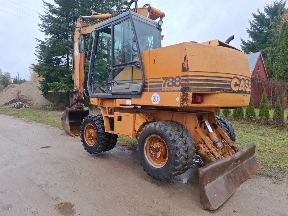Koparka kołowa Case 788 powersensor