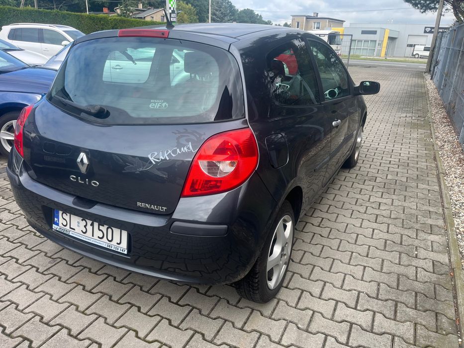 Renault Clio 1,2 benzynka
