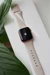 Apple Wartch Series 6 GPS (+ 3 bransolety) aluminium & ceramics 40 MM