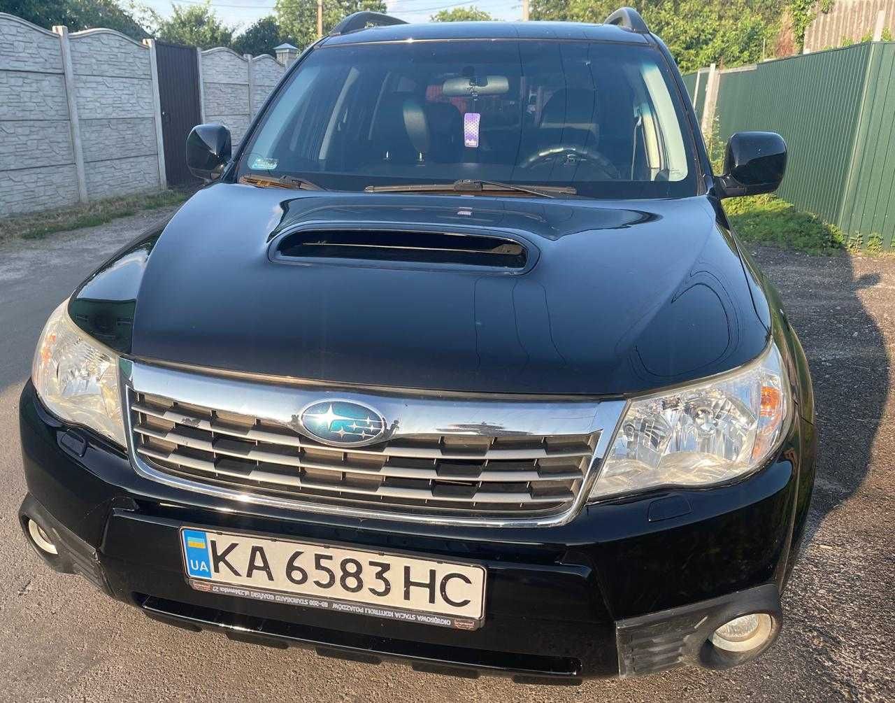 Subaru Forester 2.0D 2010 • Повний привід • Шкіра • Люк