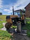 Traktor Ursus C385 z pługiem