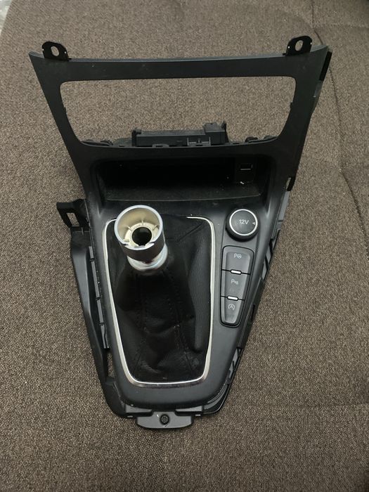 Кожух перемикання передач, рамка, тунель Ford focus