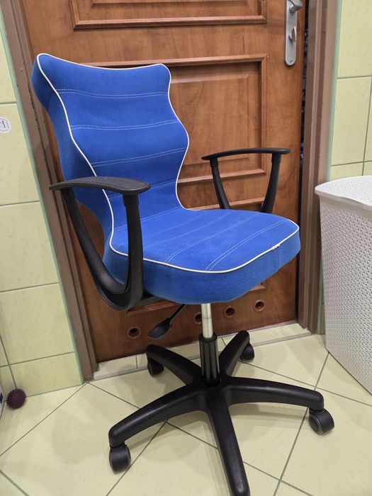 Sprzedam fotel do biurka