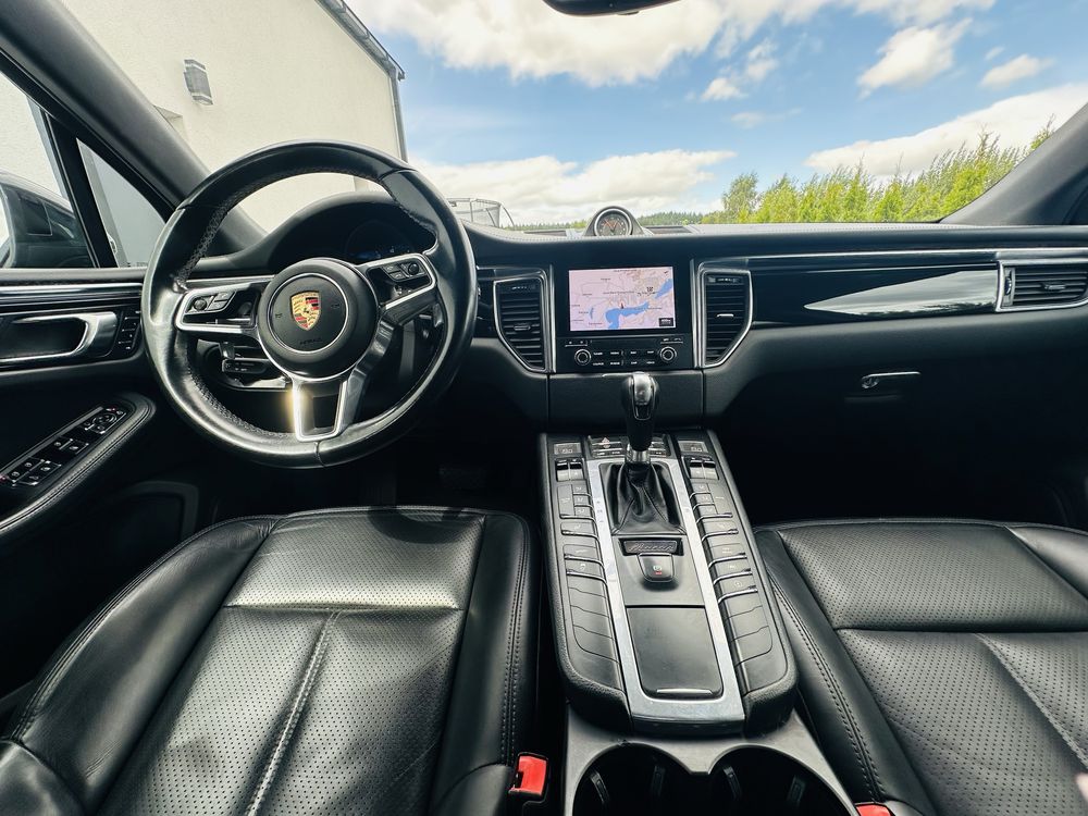 Nowa cena! Porsche Macan 2.0 rok 2017 benzyna czarny antracytowy