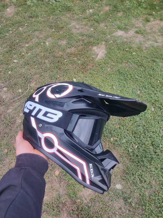 Шолом кросовий ендуро XS. Стандартні Окуляри або балаклава в подарунок