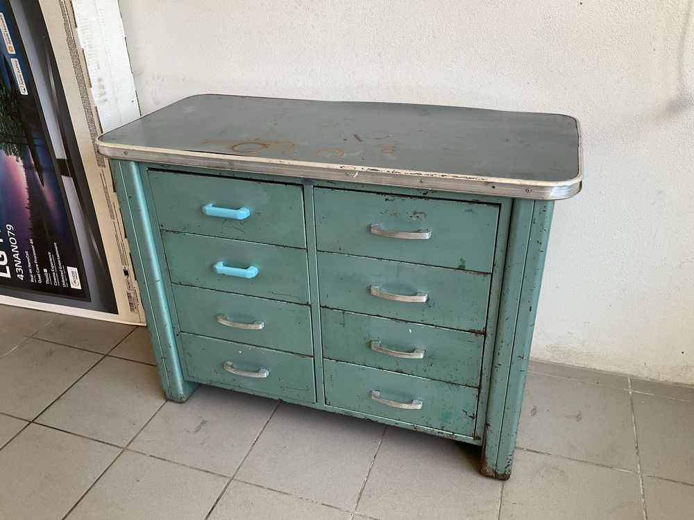 Bancada de oficina vintage marca Famo Lousada
