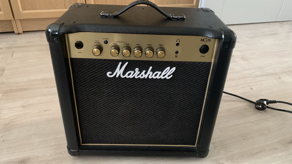 Piecyk gitarowy Marshall MG15G