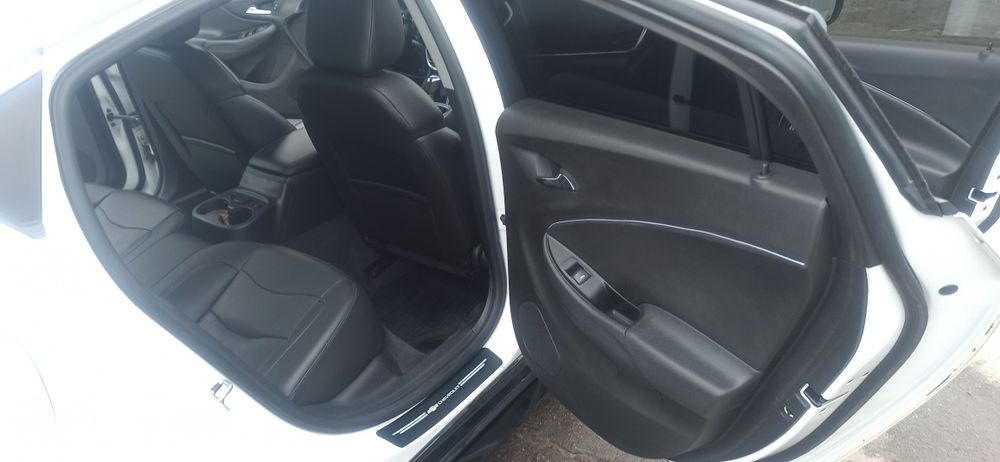 Шевроле вольт 2 Premier 2018