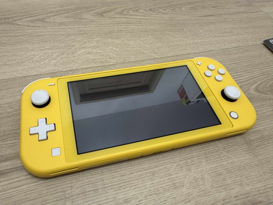 Nintendo Switch Lite komplet