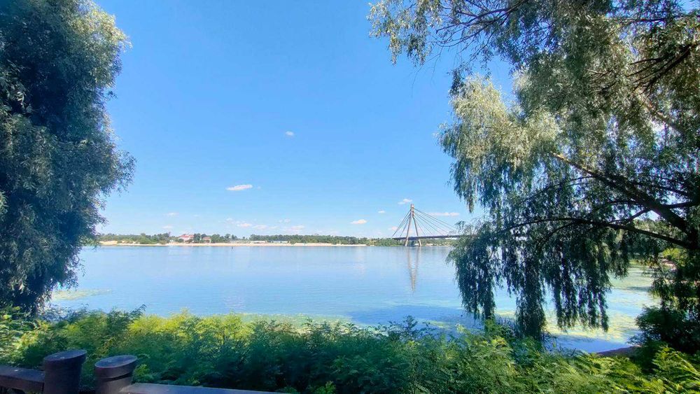 ЖК Оазис,3-к квартира просп.В.Івасюка,набережна,парк Наталка