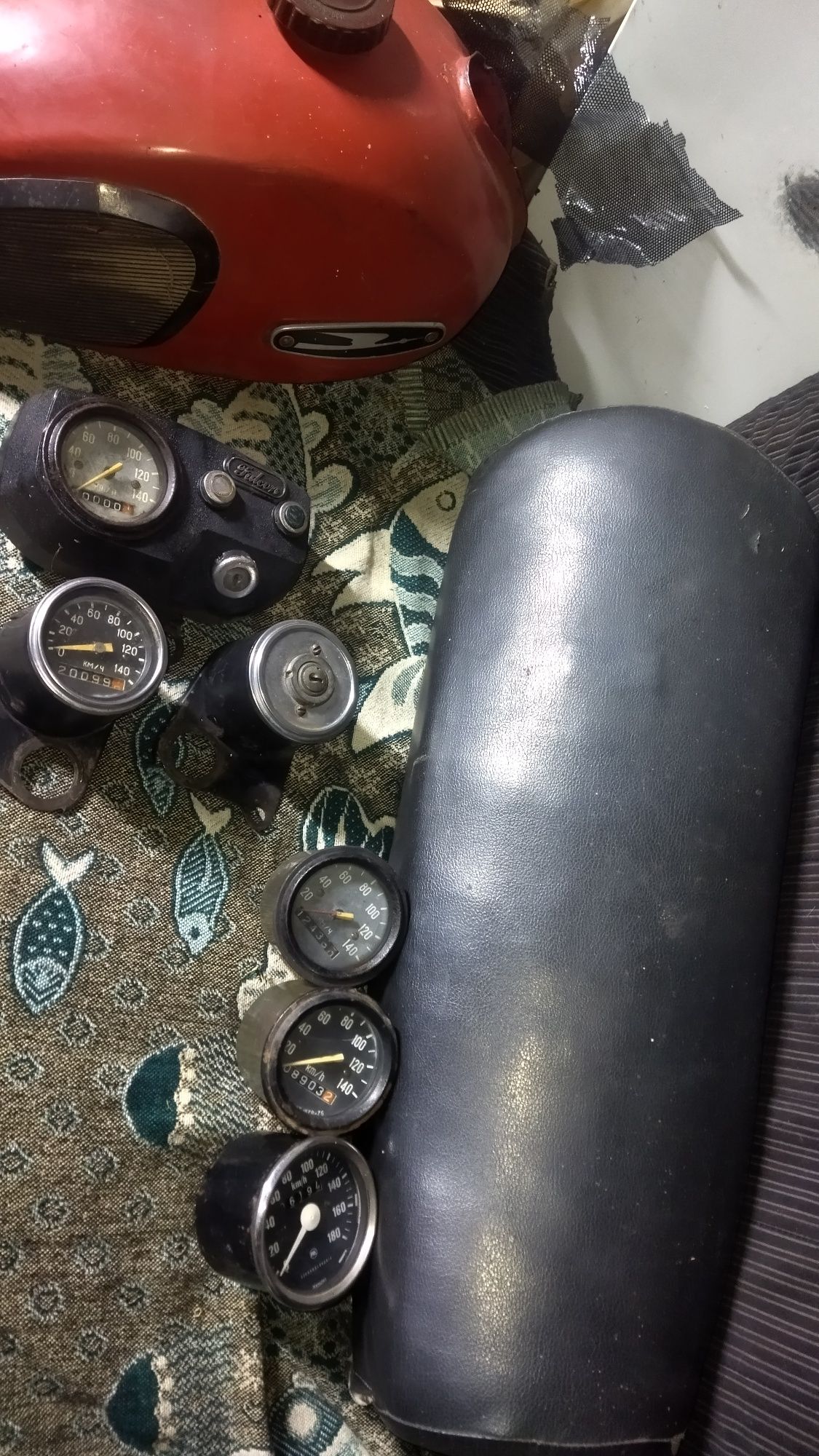 Запчастини мінск, мотор робочий, є розібраний, є багато запчастин, ...