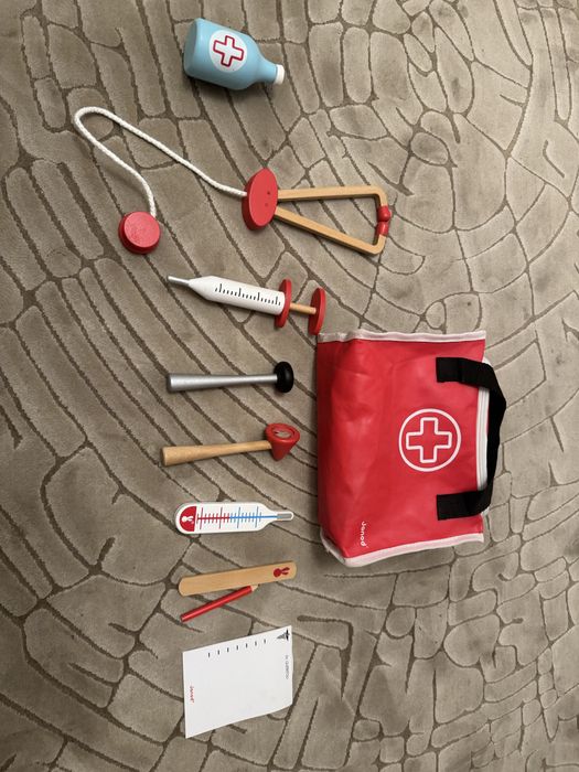 Ігровий набір Janod Чемодан доктора