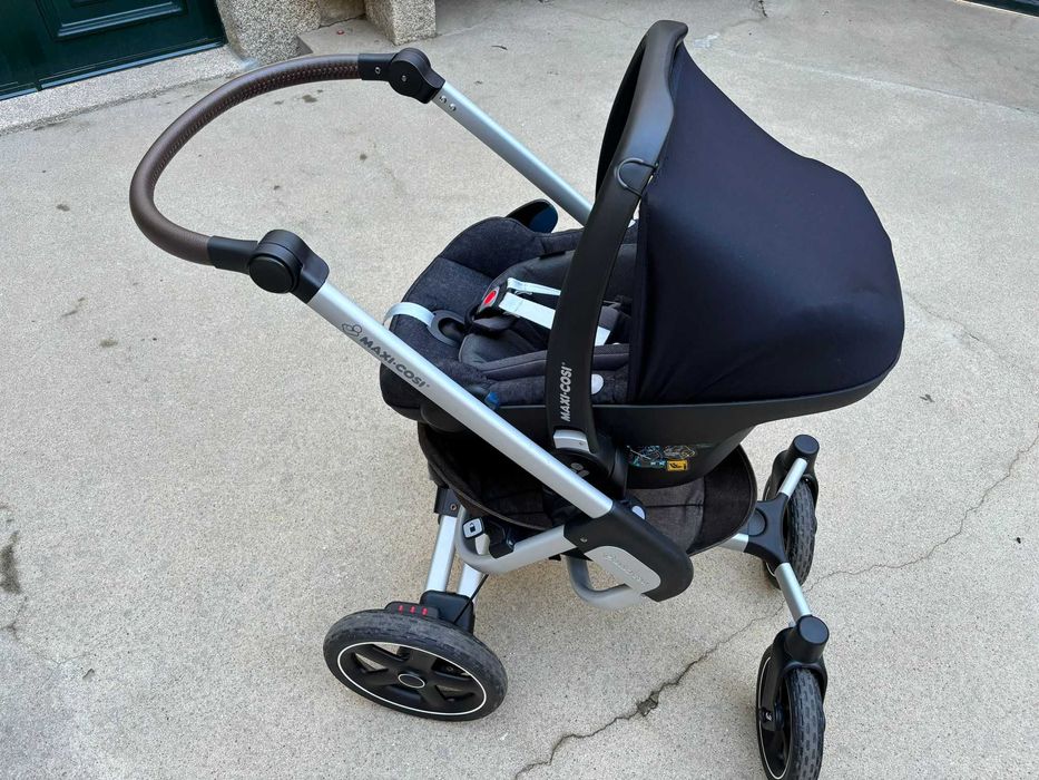 Carrinho de bebé, 3 em 1, Como novo.