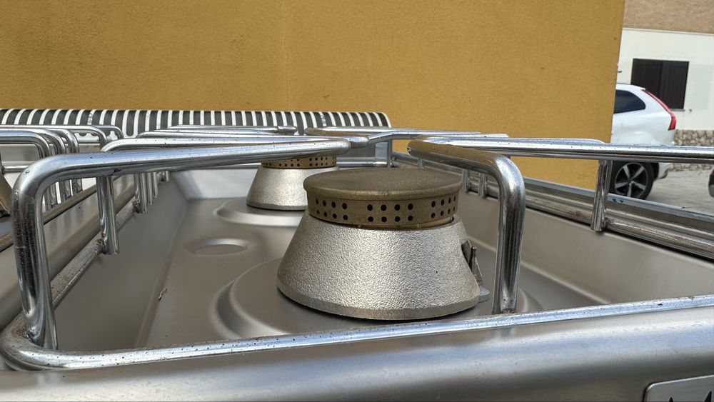 Fogão Industrial MAGNUS 4 Bicos – NOVO em Aço Inox