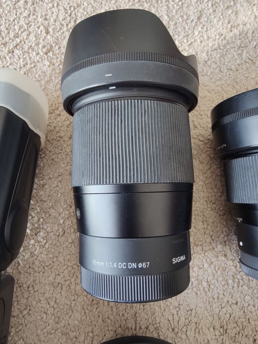 Sony A6000 + 3 lentes