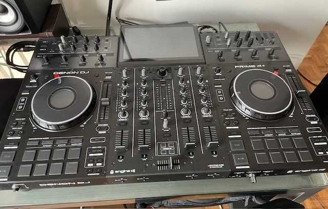 Oportunidade –  Denon Prime 4Plus + DeckSaver + Mala de transporte.