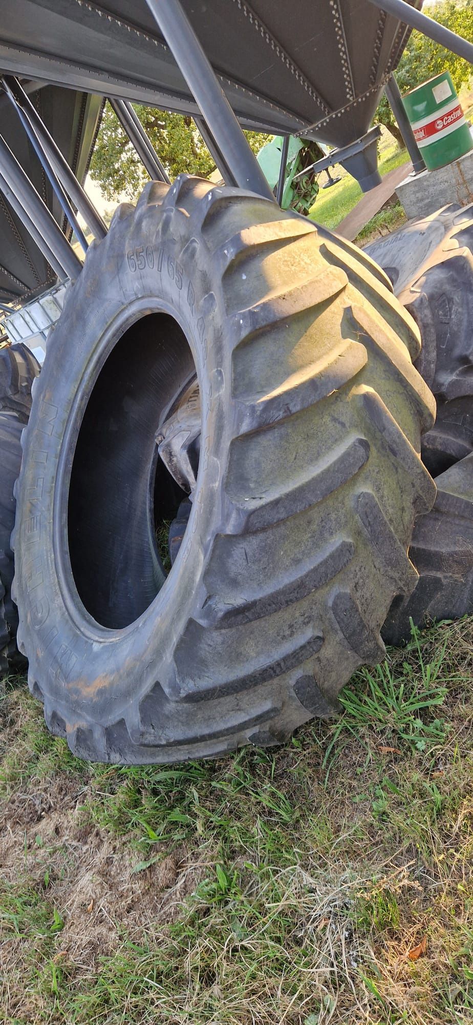 Opona Michelin 650/65R42