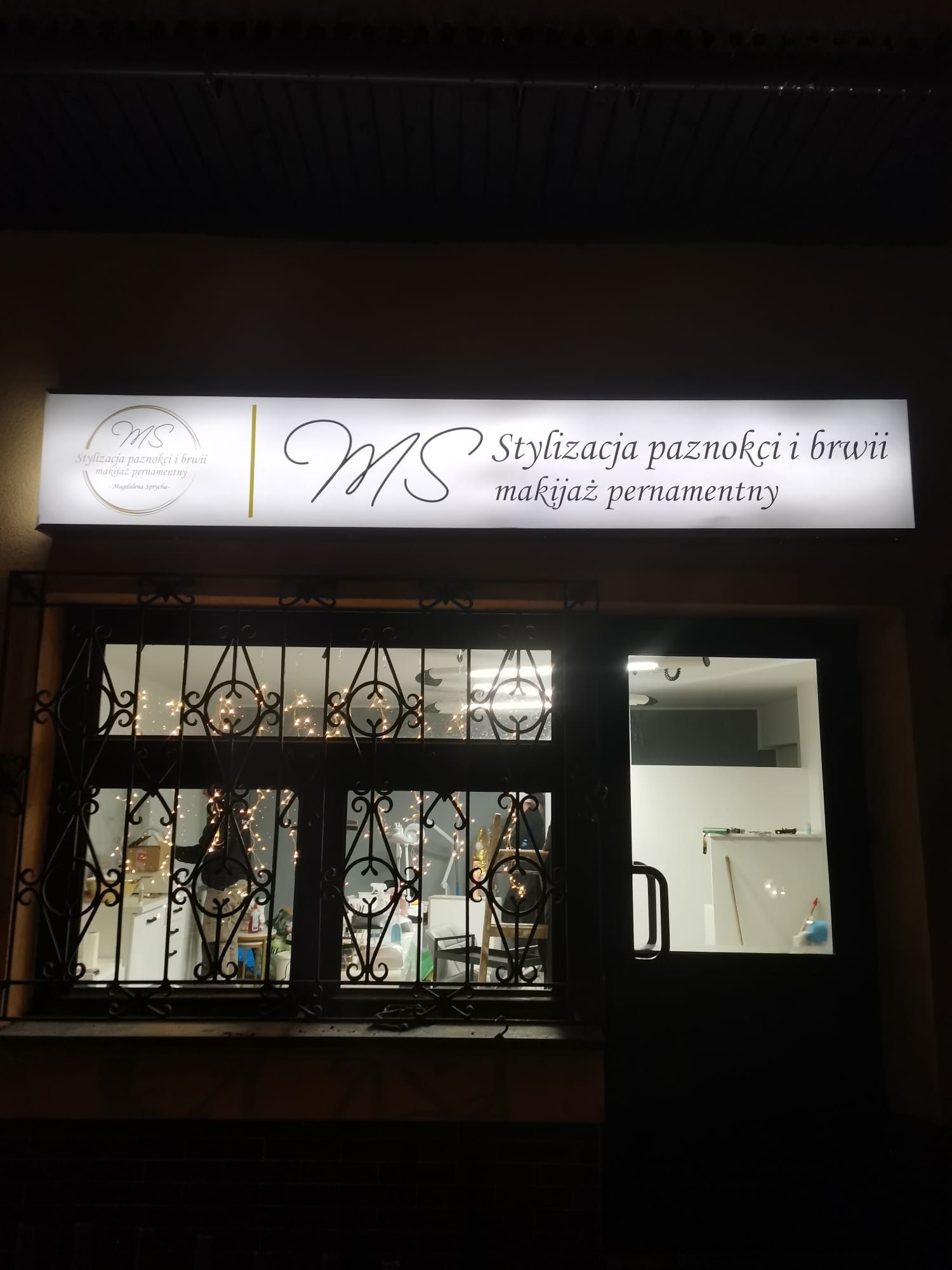 PODNAJMĘ stanowisko pracy / przyjmę do pracy na PEŁEN ETAT