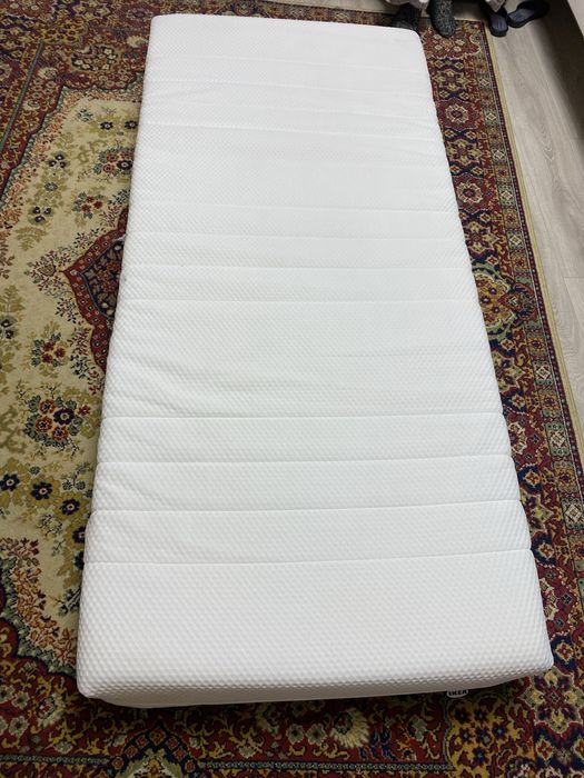 Матрас 900/2000 в хорошому стані IKEA