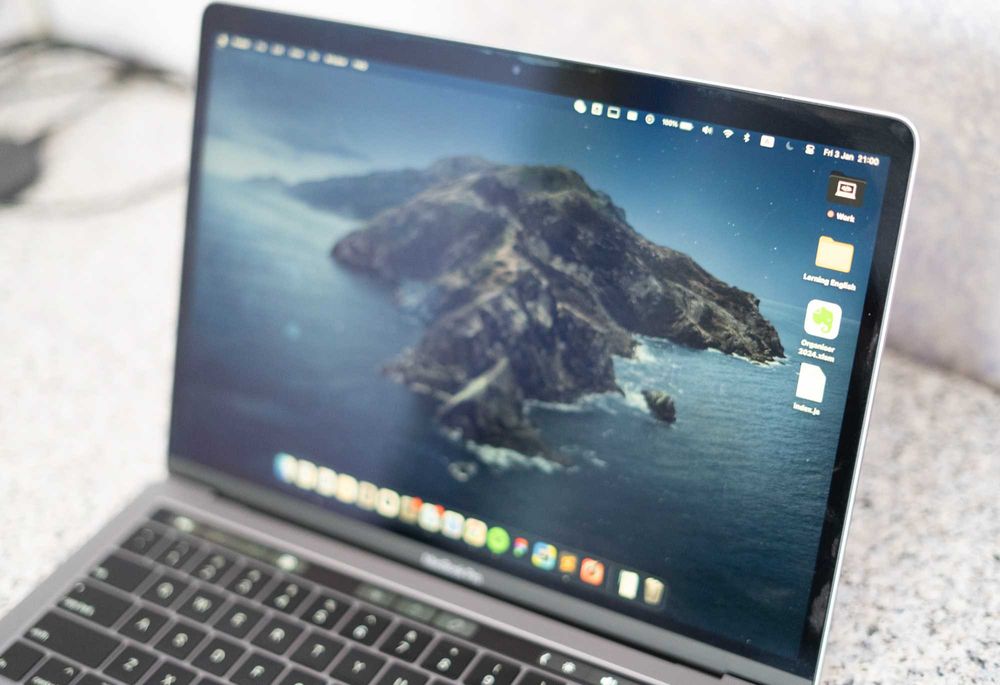 MacBook Pro 13 2019 8GB/256GB