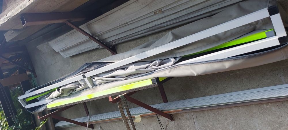 Markiza biwakowa do auta, przydach.