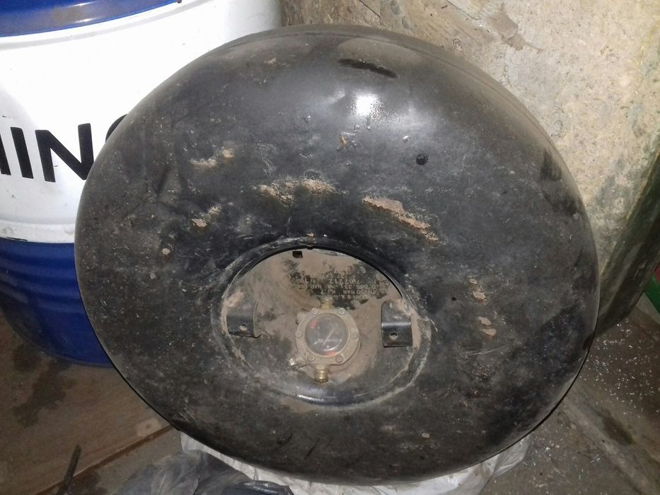 Балан газовый автомобильный 40 л таблетка , круглый