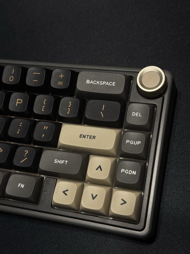 Royal Kludge r65