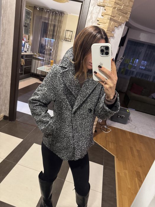 Пальто HM , жакет новий .