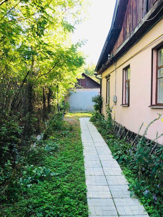 Продам Будинок в Києві за ціною квартири. Катеріновка.