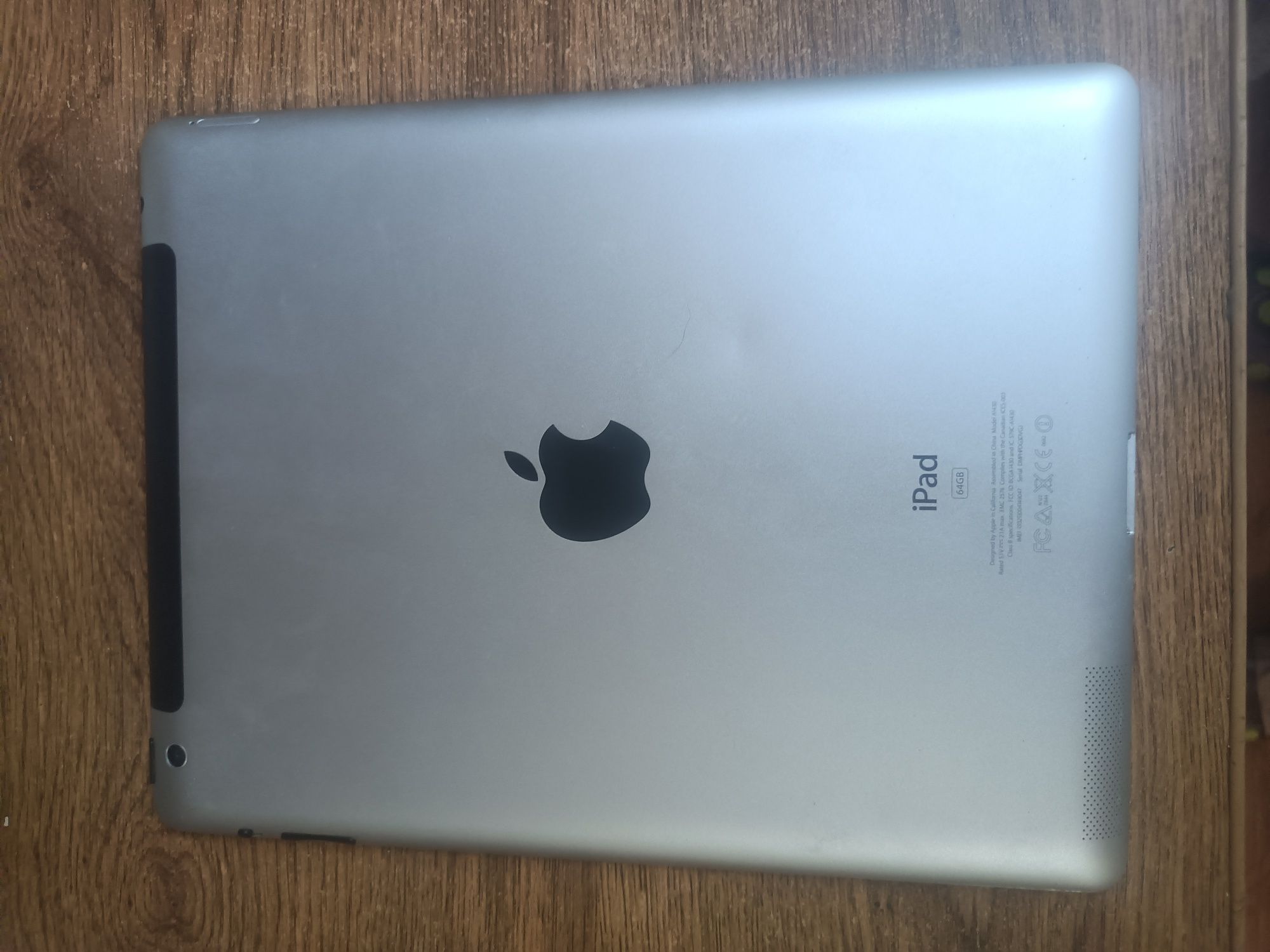 iPad 3 в хорошем состоянии