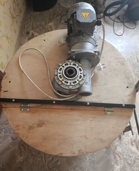 Продам кремовалку на 200 літрів