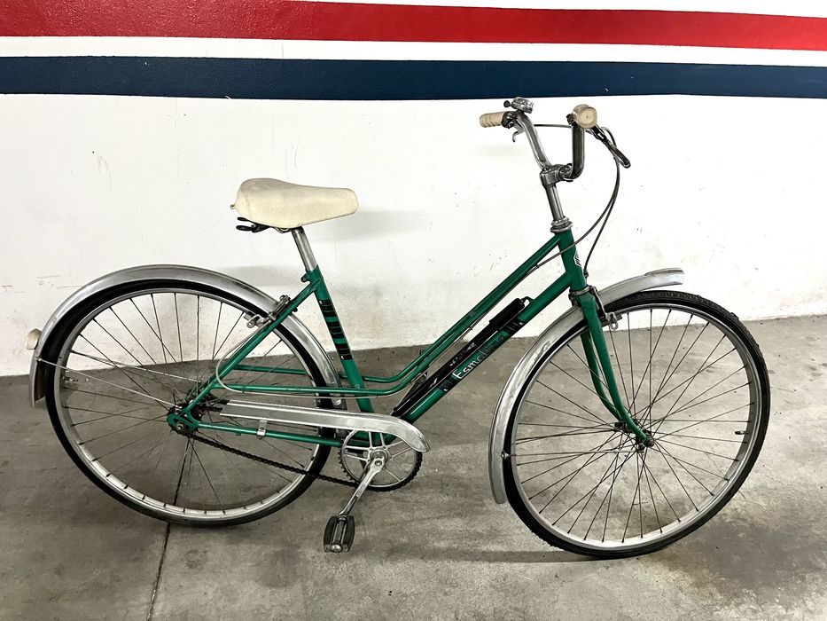 Bicicleta Esmaltina clássica