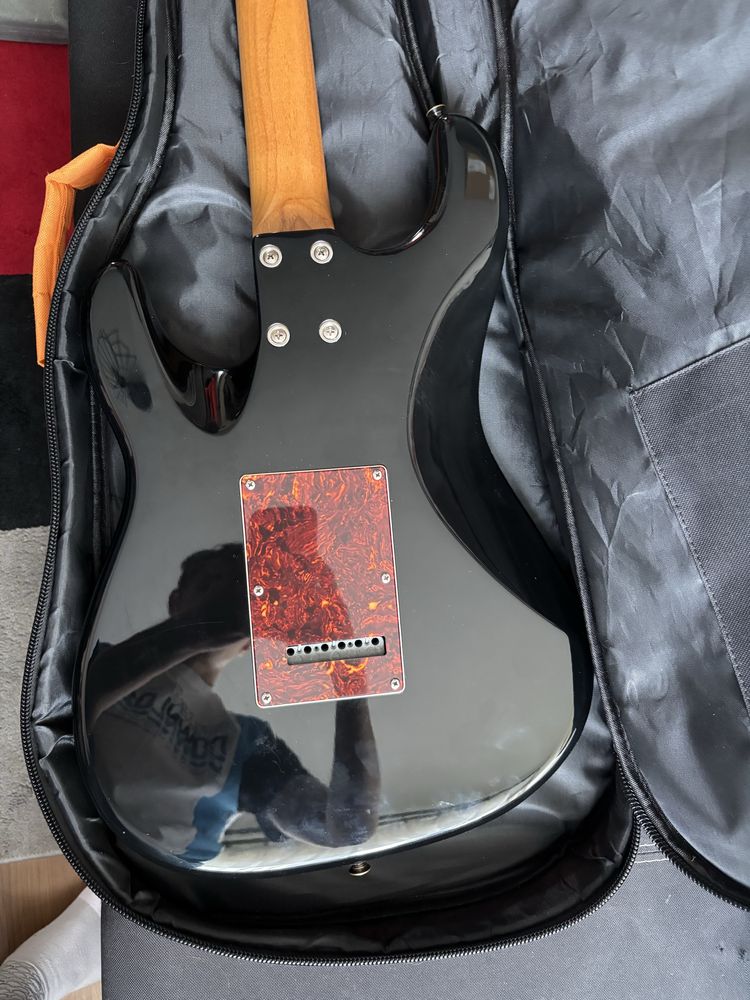 Gitara eko guitars aire lite plus wzmacniacz