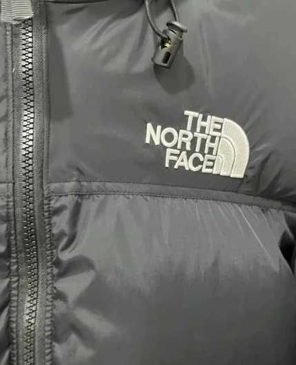 The North Face 1996 Retro Nuptse700