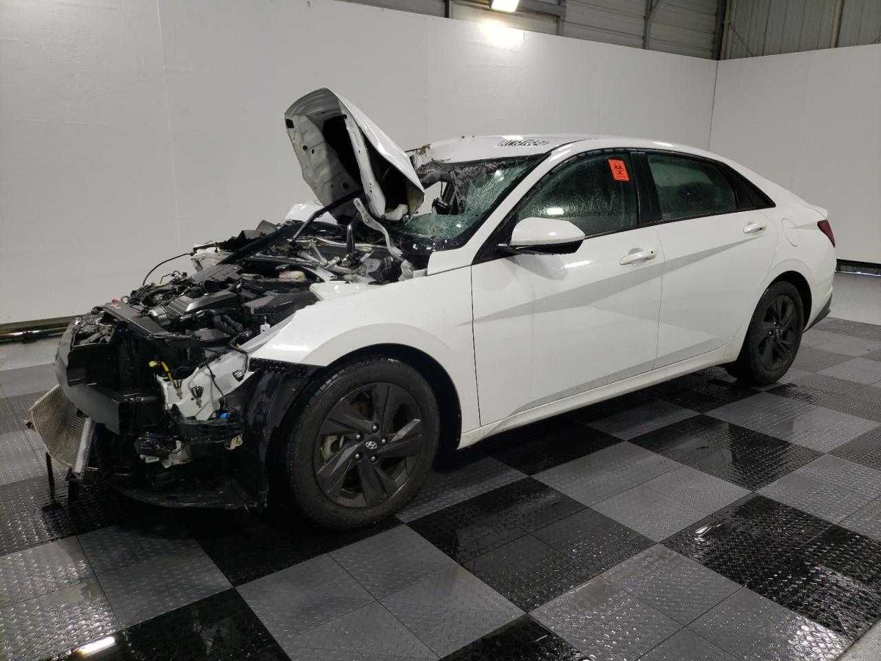 Разборка шрот Hyundai Elantra SEL 2021 CN7 (свежий заход)