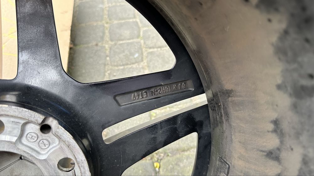 Alufelgi Mercedes c118 Cla 35 AMG Oryginalne z 2 oponami