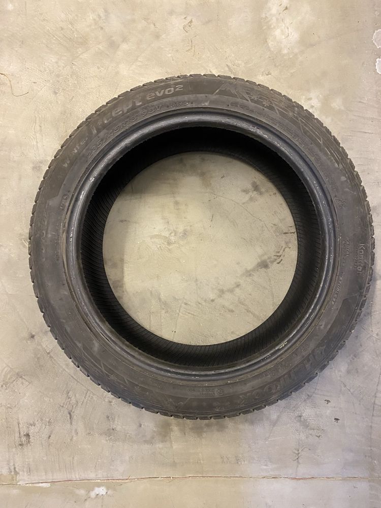 Opony zimowe Hankook 235/45/r18 98v